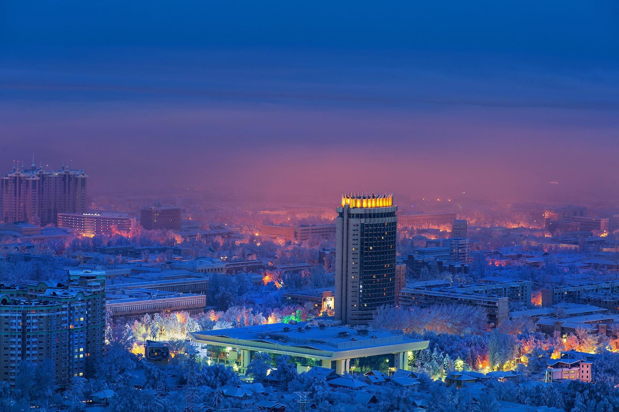 Kazakhstan Hotel Alma-Ata Exteriör bild